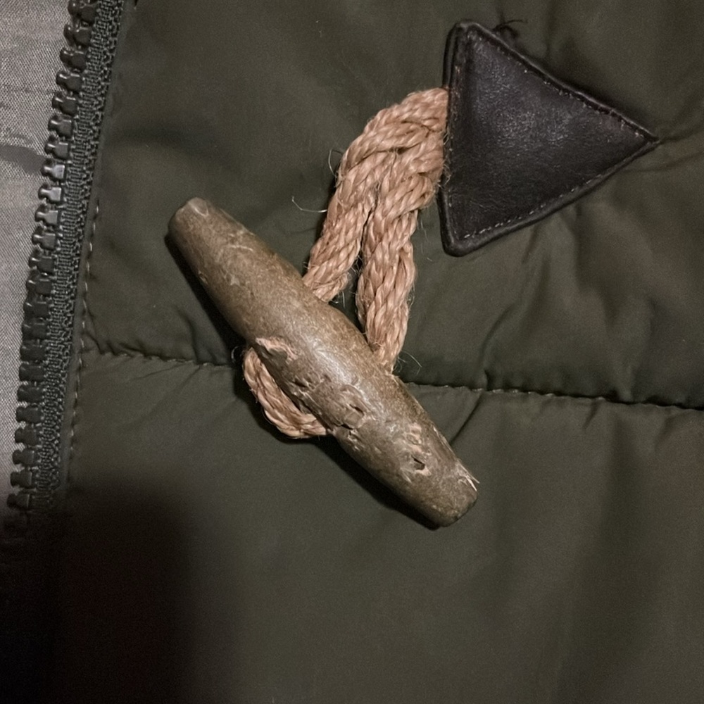 Legendary Vest - Picture 6 of 6